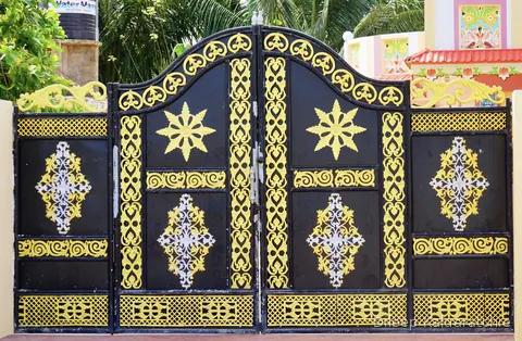 Colourful gates of Sri Lanka